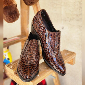 Dingo Vintage Brown Patent Leather Embossed Ankle Boot